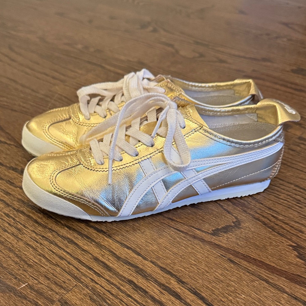 ⚜️ Onitsuka Tiger Gold and White Athletic Sneakers Euro 37.5